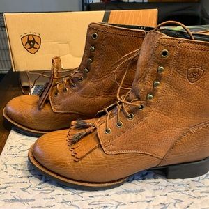 Tan Women’s Leather Ariat boots - size 9